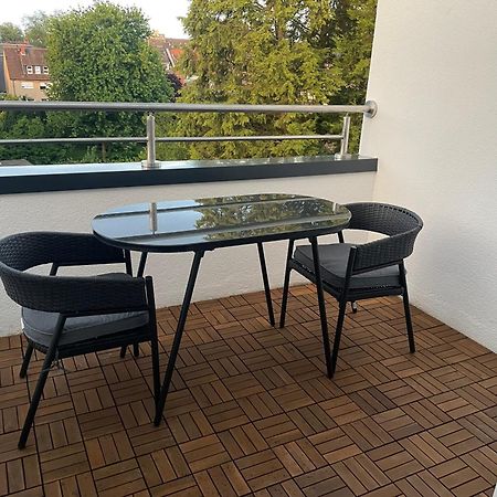 Moderne Ferienwohnung In Gelsenkirchen-Schalke Fuer 1 Bis 7 Personen Mit Terrasse, Ideal Fuer Gruppen & Stadionbesuche エクステリア 写真